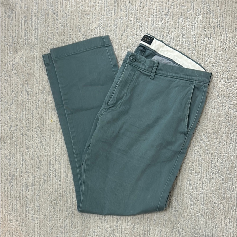 J. Crew Green Chinos Versatile Cotton Blend